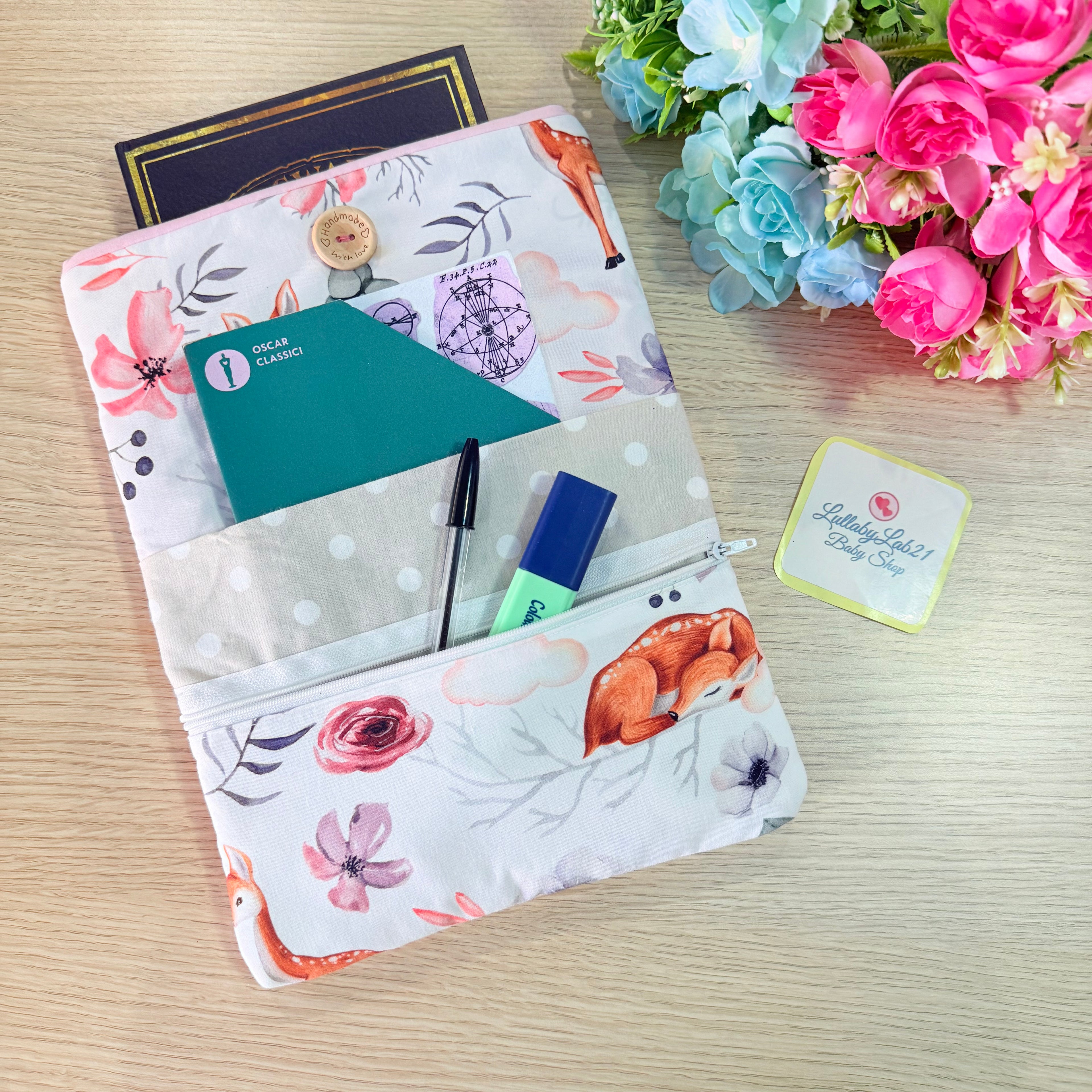 Book cover due tasche più astuccio